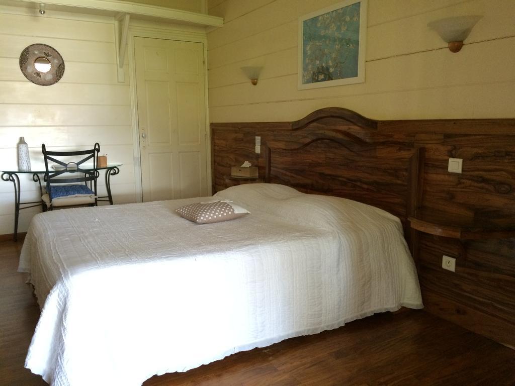 Hotel Le Bois Rouge Cilaos Zimmer foto