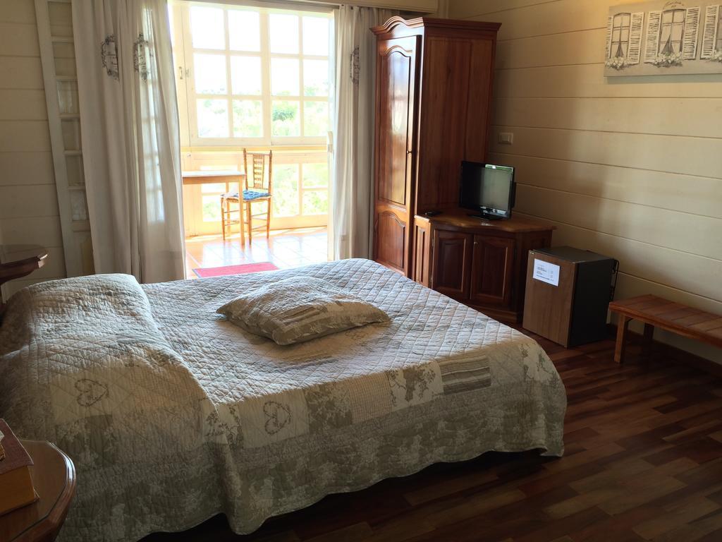 Hotel Le Bois Rouge Cilaos Zimmer foto